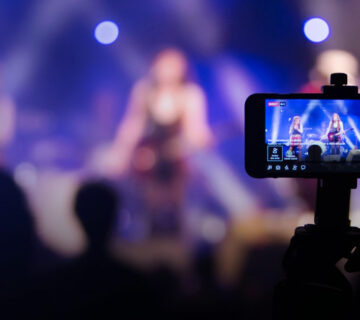 Live Streaming Takes Center Stage on Social Media