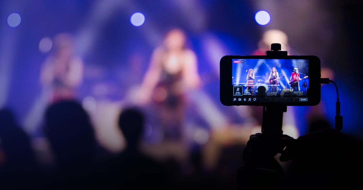 Live Streaming Takes Center Stage on Social Media
