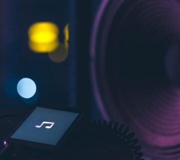 Instagram's Audio Rooms feature on Social Media