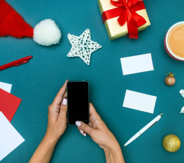 Using social media to promote upcoming holiday